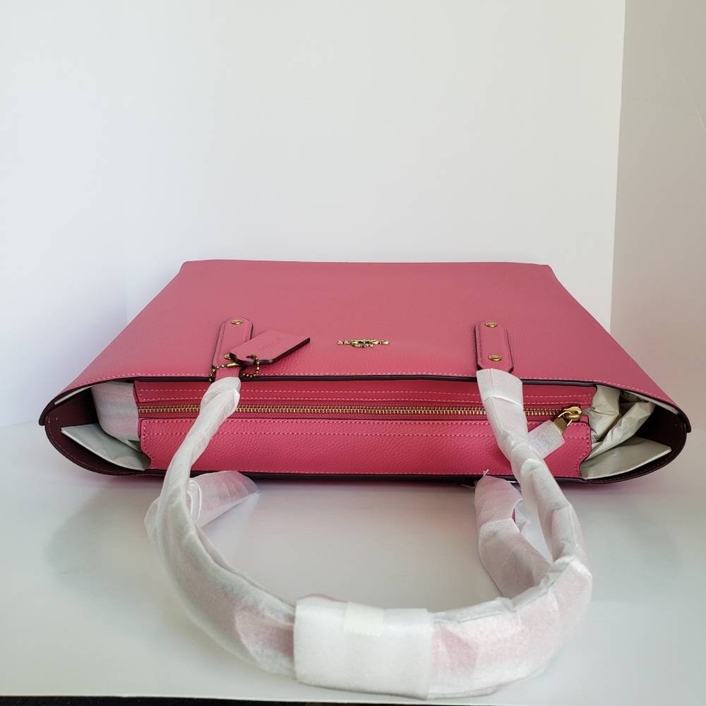 SOLD COACH | Central Tote with Zip - Picture 10 of 14